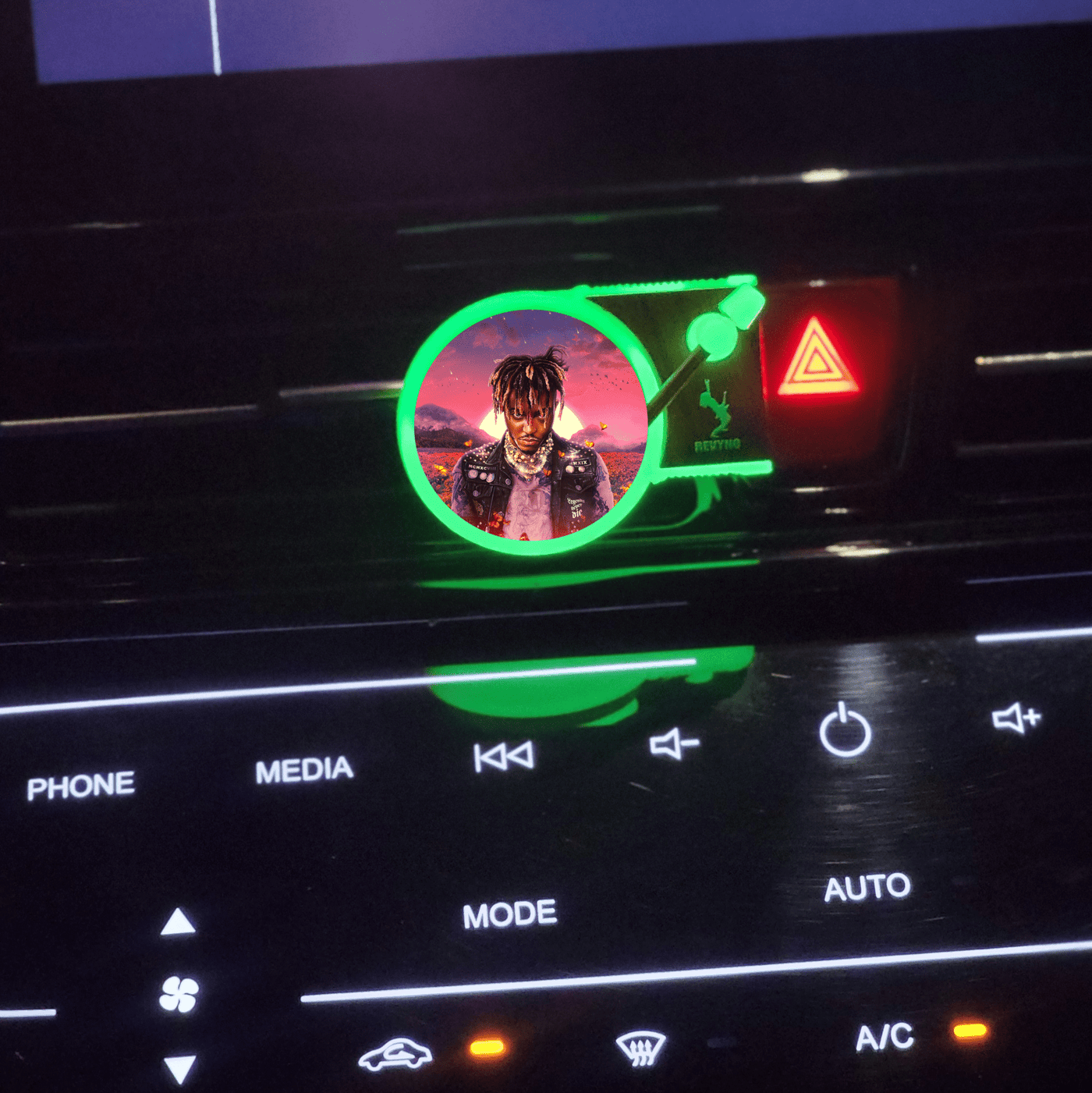 Revyno™ - Glow in The Dark Vinyl Air Freshener - Revyno